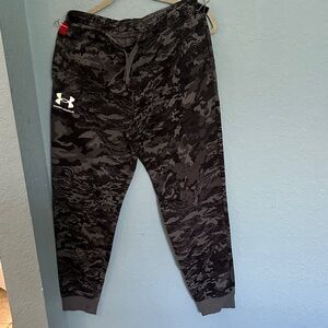 Under Armour Kids Camo Sweatpants - Gray